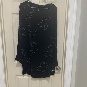 Madewell Chic Black Dress with White Floral Pattern